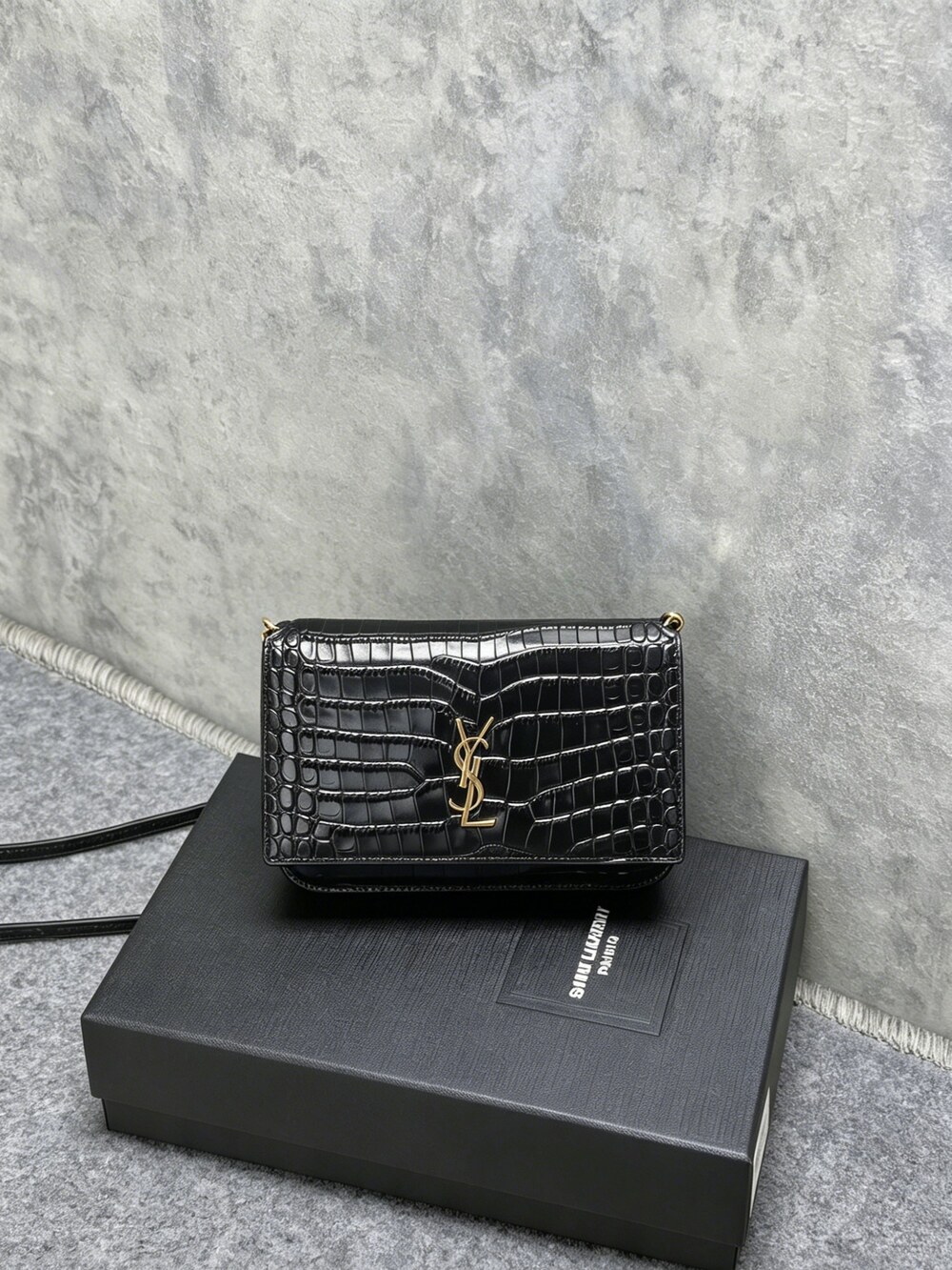 YSL KATE Medium Leather Shoulder Bag